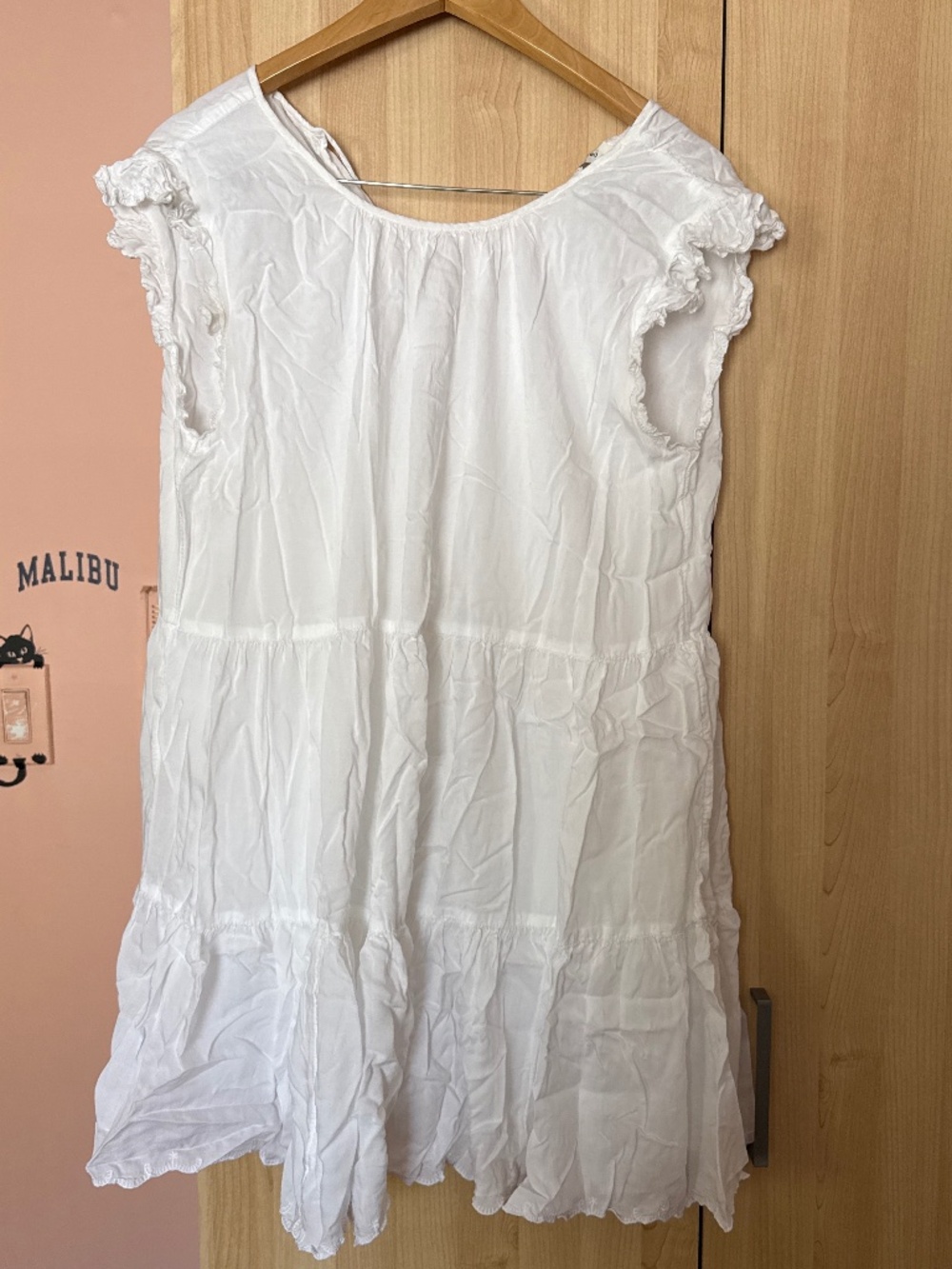 Aritzia white dress with ruffles size S Wilfred